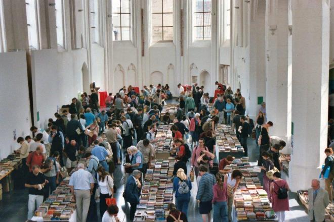 boekenverkoop-caermersklooster